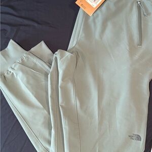 The NorthTrack Pants